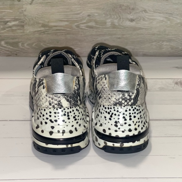 Steve Madden -  Size 6M CLIFF DAD SNEAKER - Picture 5 of 11